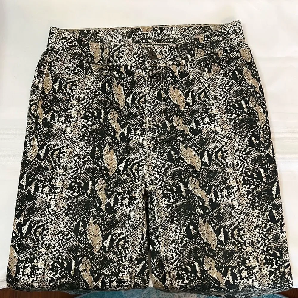 Ladies Vanilla Star Pull On Jeggings - Size Small